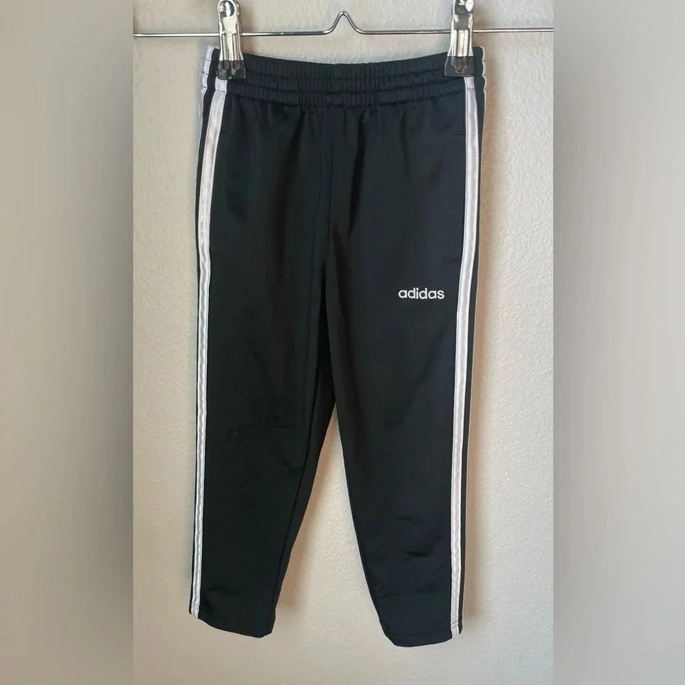 Adidas kids black and white Joggers pants. Size 4T. 100% polyester. - Picture 4 of 9
